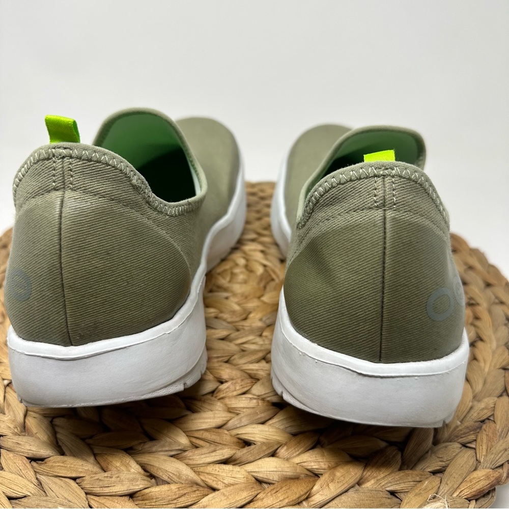 OOFOS Olive Green Slip-On Sneakers with White Sole - Picture 5 of 10